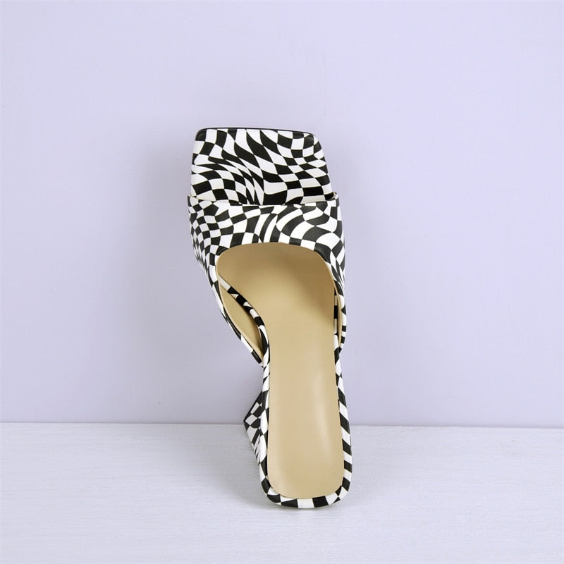 Sandali Queen Ruscus (Bianco e nero)