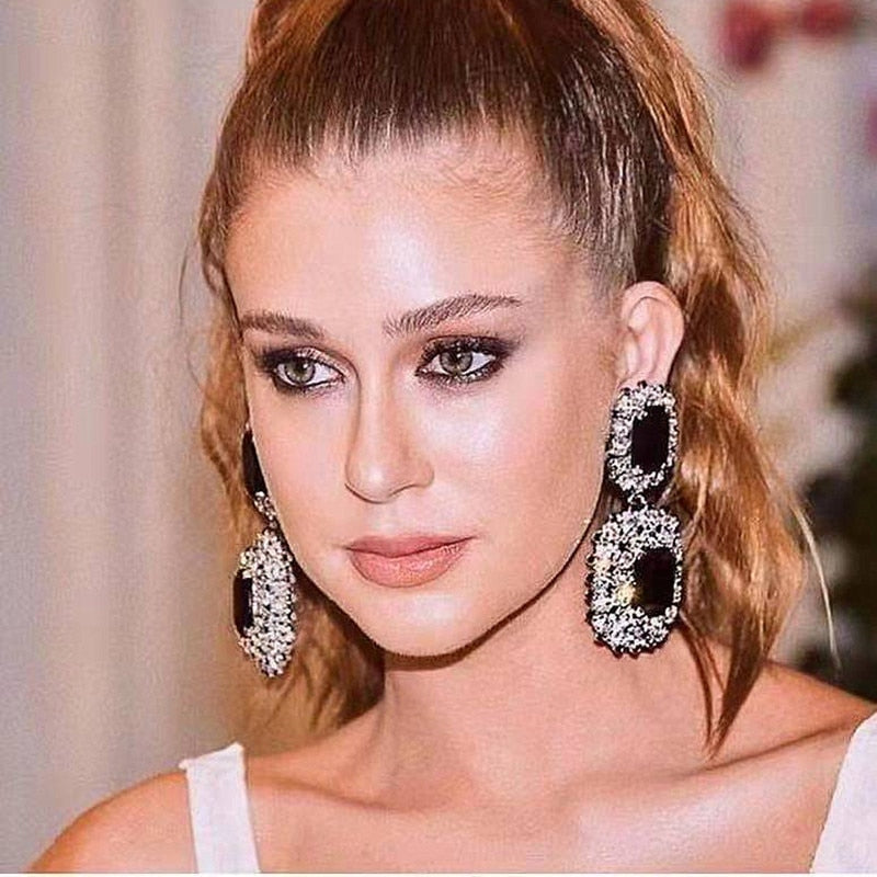 Orecchini a buco Queen Ghotta (2 colori)