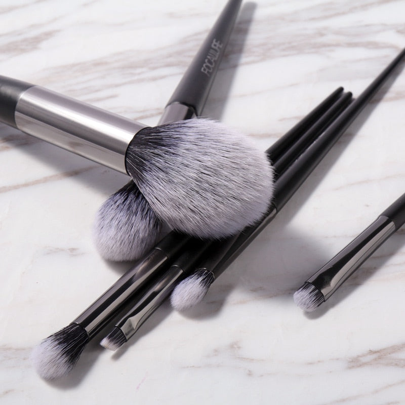 Set di 6 pennelli per trucco professionali