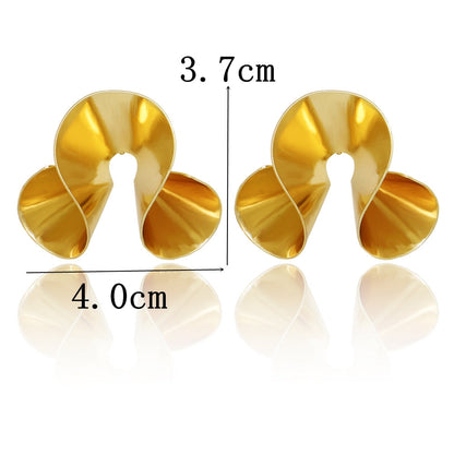 Orecchini a buco Queen Alphacus (2 colori)