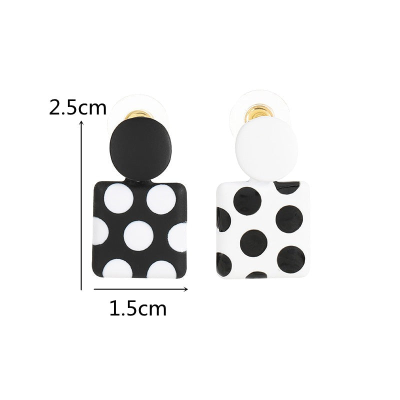 Orecchini a buco Queen Lucky (3 colori)