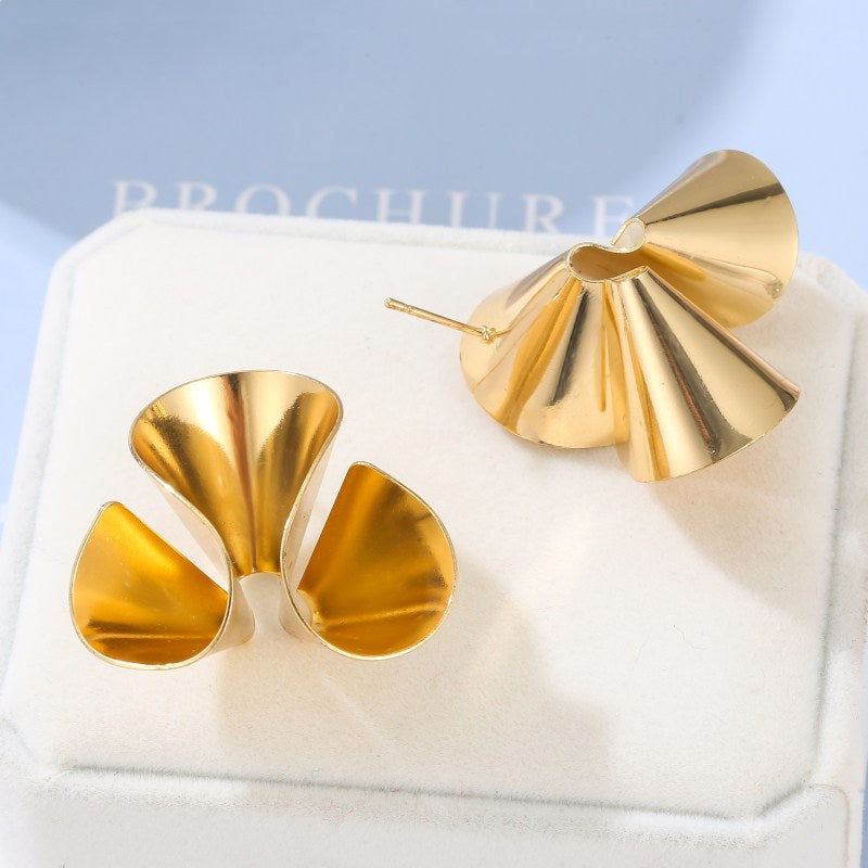 Orecchini a buco Queen Alphacus (2 colori)