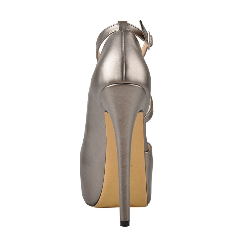 Scarpe Queen Punku