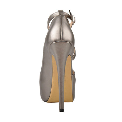 Scarpe Queen Punku