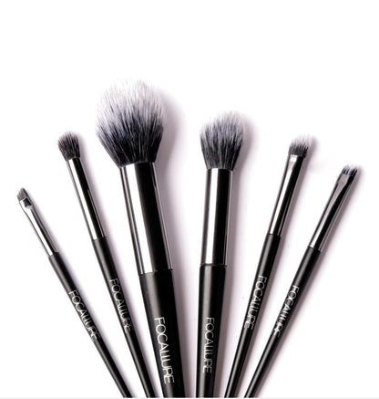 Set di 6 pennelli per trucco professionali