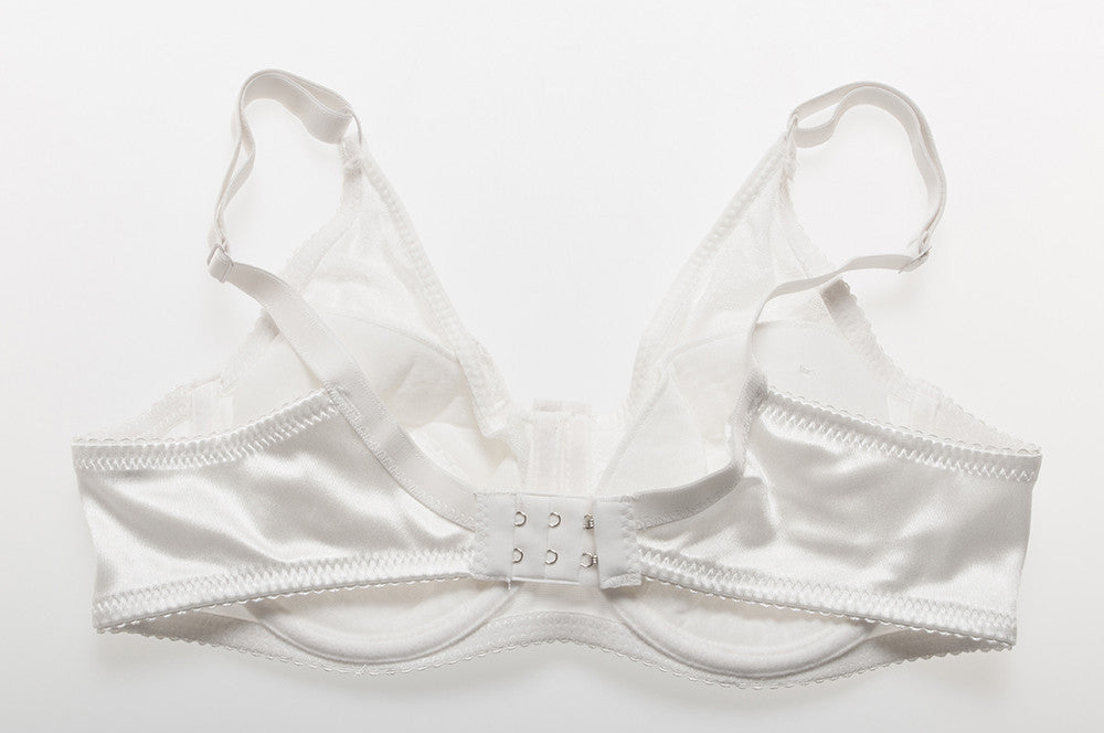 Tette 1000g con reggiseno (4 colori)