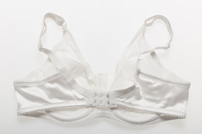 Tette 1000g con reggiseno (4 colori)
