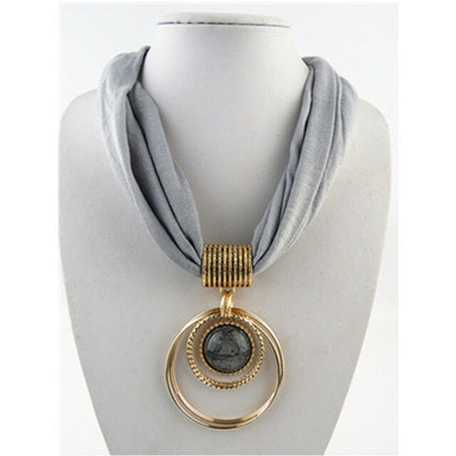 Collana Queen Lujik (9 colori)